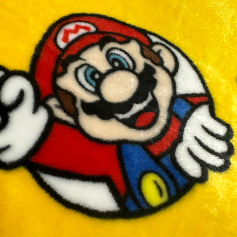 Mario blanket zoom