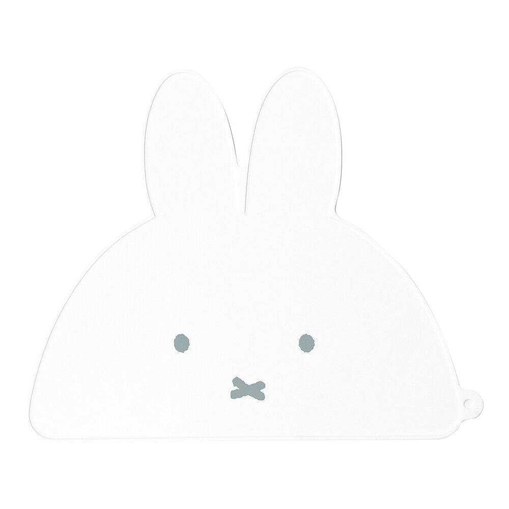 Miffy mat white