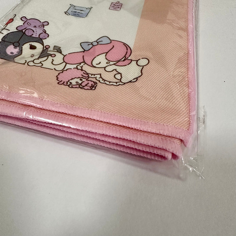Table mat sanrio zoom